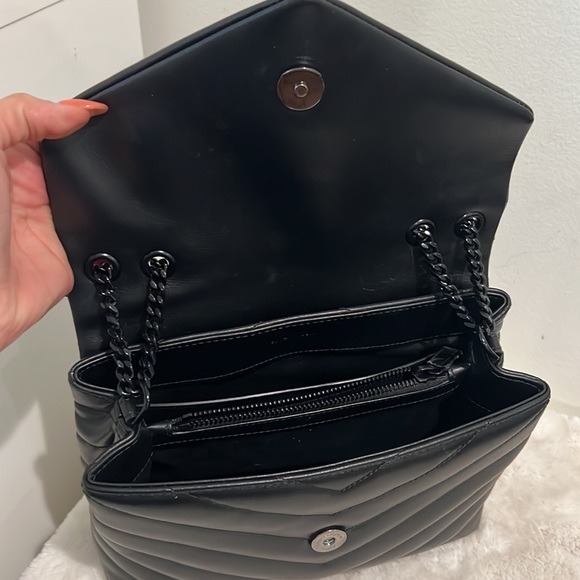 YSL Small LouLou - Picture 9 of 10